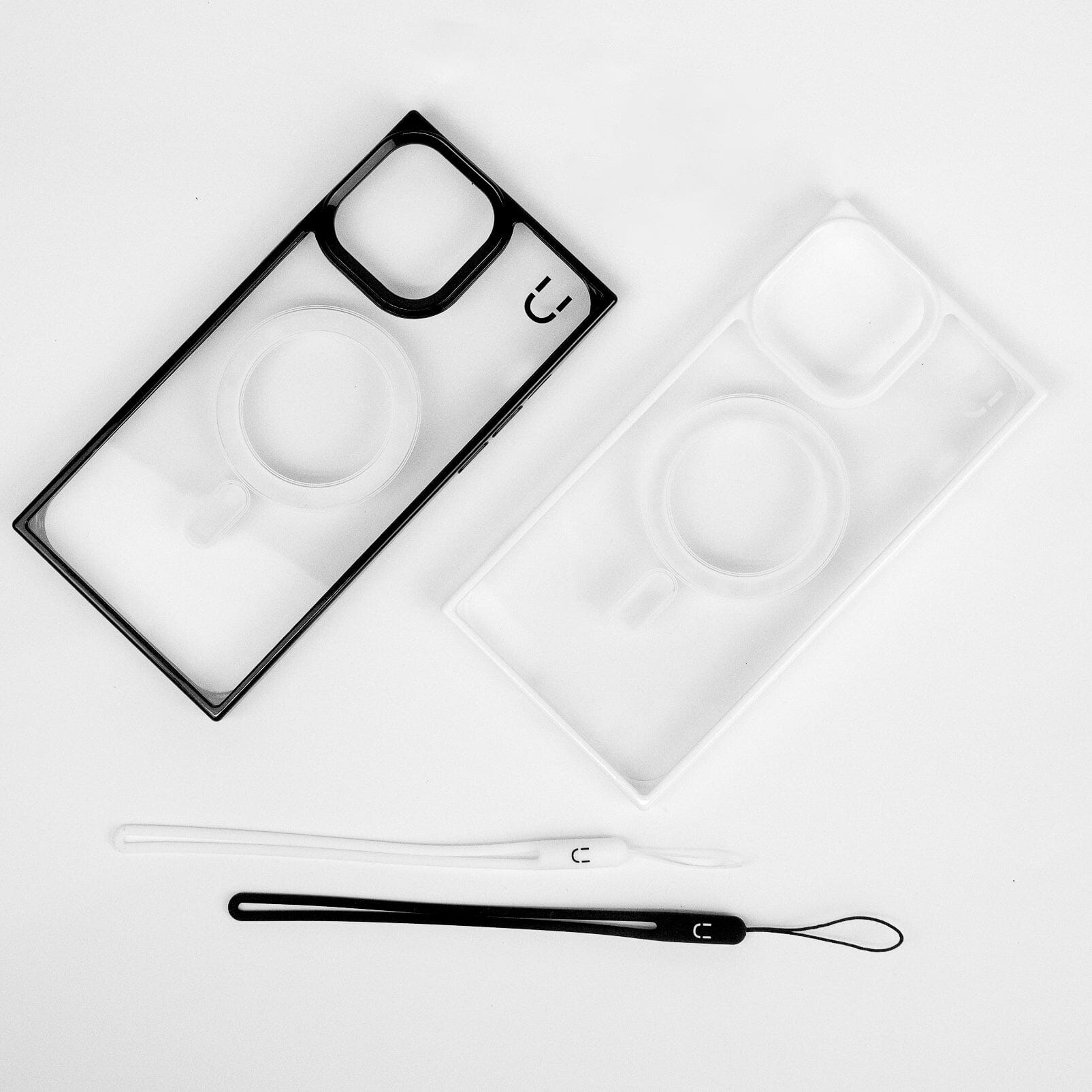 Étui iPhone carré + Bracelet Silicone CARRY U