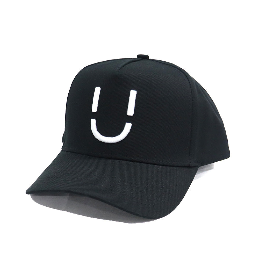 Casquette Ü CAP noire profil visière courbée 