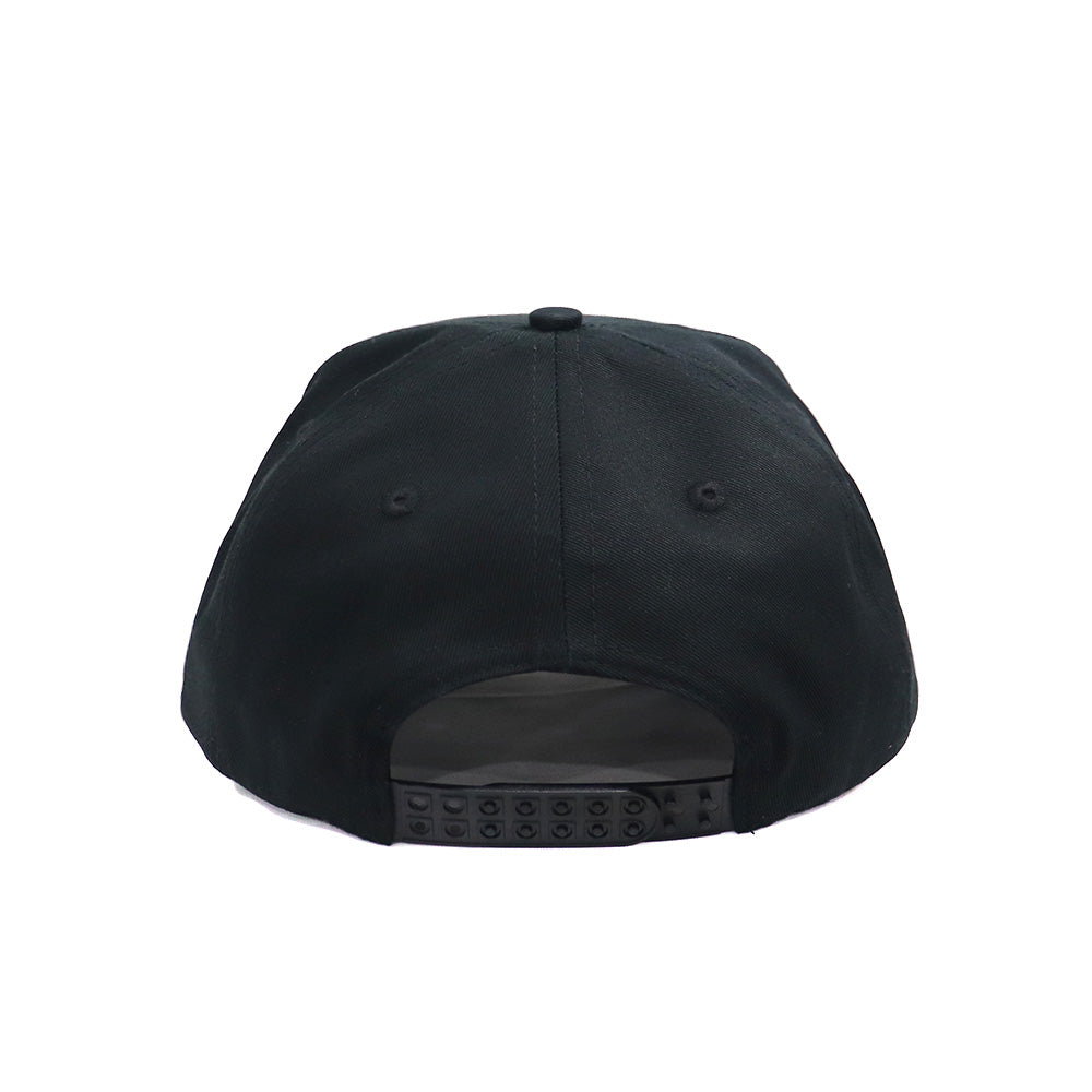Casquette Ü CAP noire vue arrière fermeture ajustable 